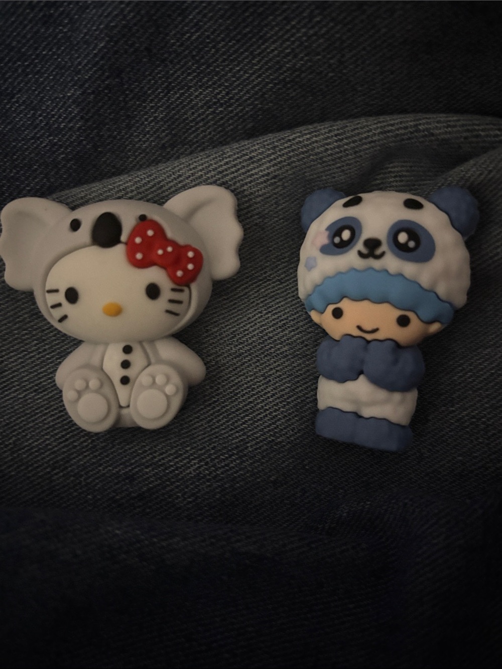 Twin star and hello kitty figure